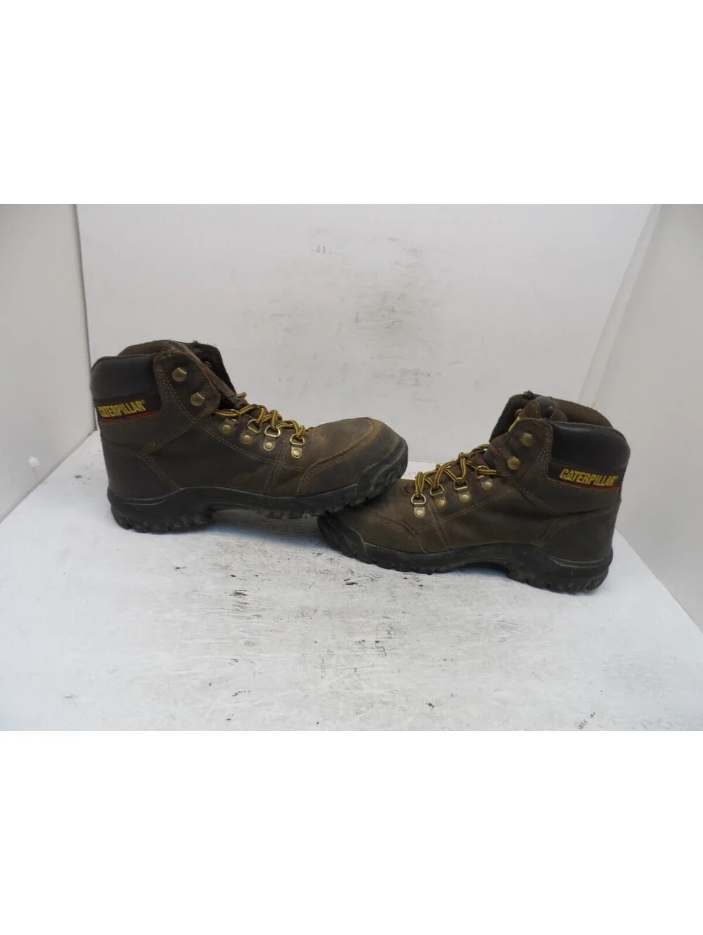 CATERPILLAR Men's Outline Steel Toe Steel Plate Leather Boot P720996 Brown 8.5W
